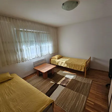 Kosevo Apartment *